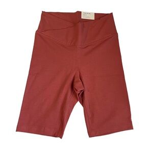 OLD NAVY Extra High-Waisted PowerChill Crossover Hidden-Pocket Biker Shorts NWT